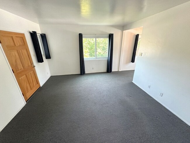 Photo - PRE LEASING - Corner 1 Bedroom Apartment in Los Feliz! Unit 8