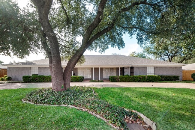 Building Photo - Overton Park Duplex! Rental
