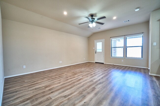 Photo - 5622 Armillary Dr