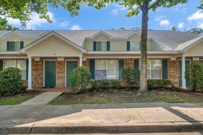 Photo - 2738 W Tharpe St Unit 404