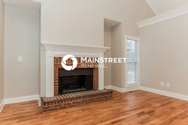 Photo - 4 Bedroom Pet-Friendly Home in Dallas, GA with Main Street Renewal