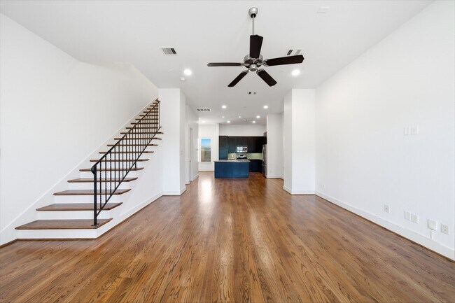 Photo - 1206 Delano St