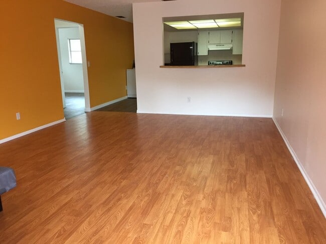 Photo - 3175 Phoenix Ave