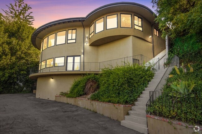 Building Photo - 3828 Alomar Dr Rental