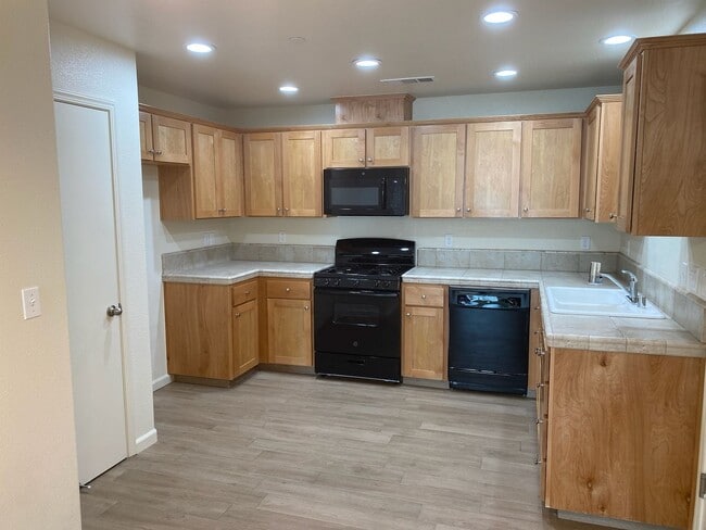 Photo - 3058 Bright St Unit 3058