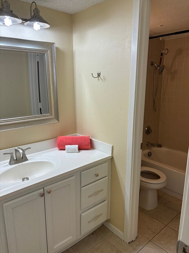 Photo - 10650 Steppington Dr