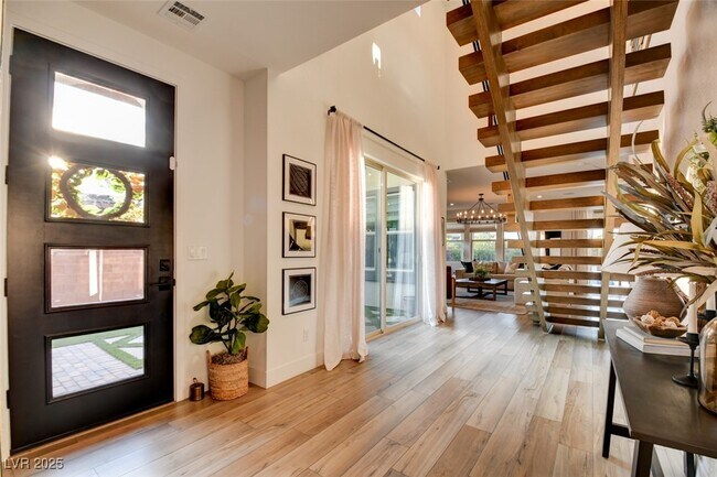 Building Photo - 9702 Starlight Ridge Ave