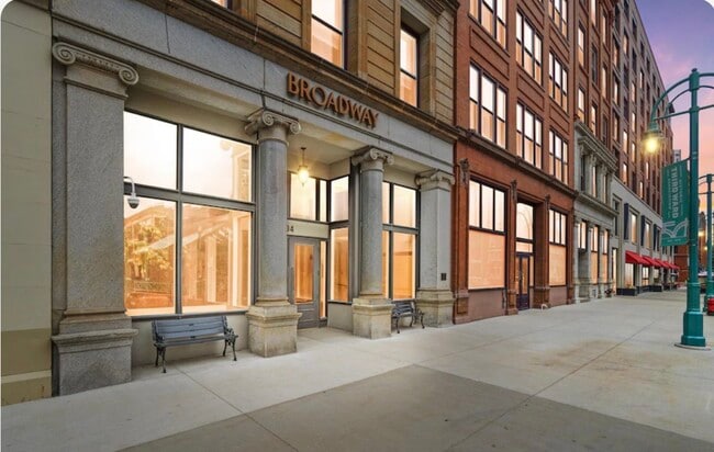 Photo - 234 N Broadway Unit 614