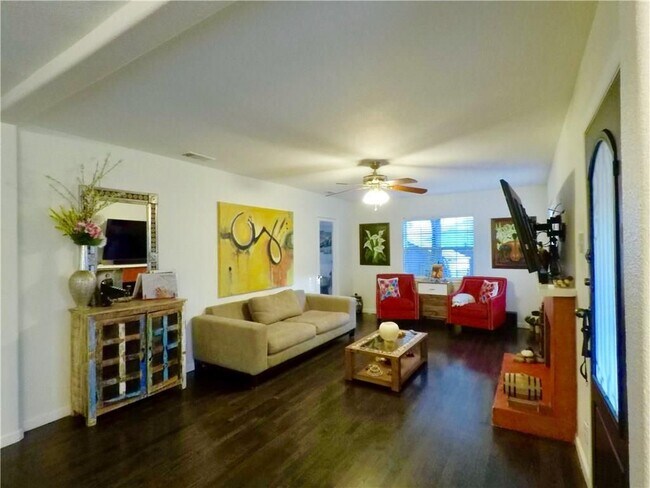 Photo - 610 Cliffdale Ave