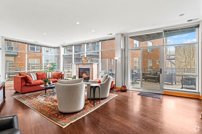 Building Photo - 1111 N Marshall St Rental