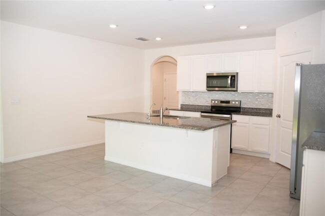 Photo - 3383 Hammond Pt