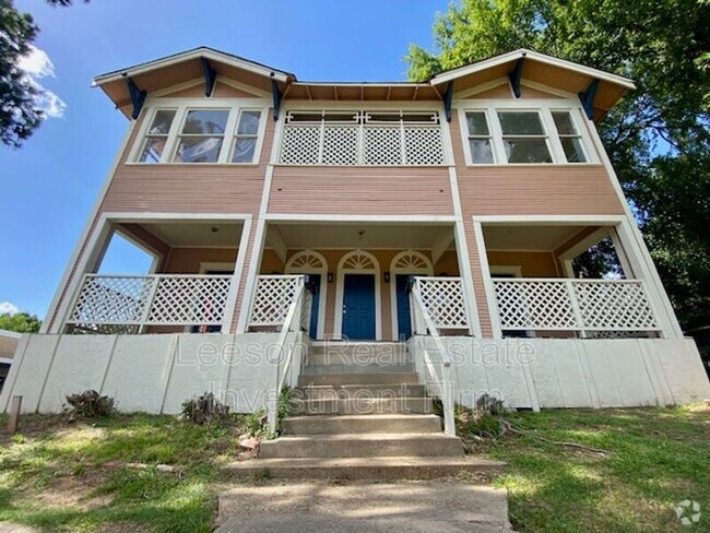 Building Photo - 310 1/2 Kings Highway Rental