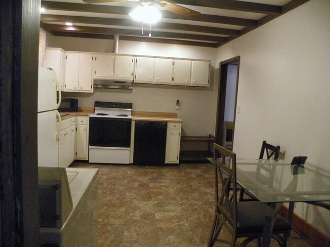 Photo - 414 S Jefferson St Unit Apartment 418