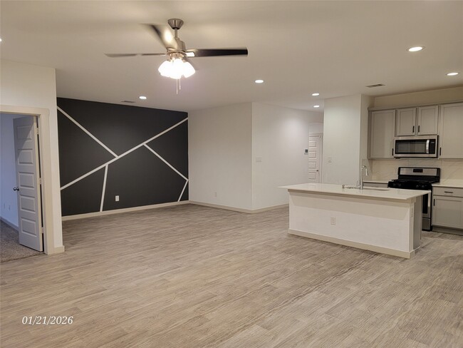 Building Photo - 8215 Hush Hts Dr