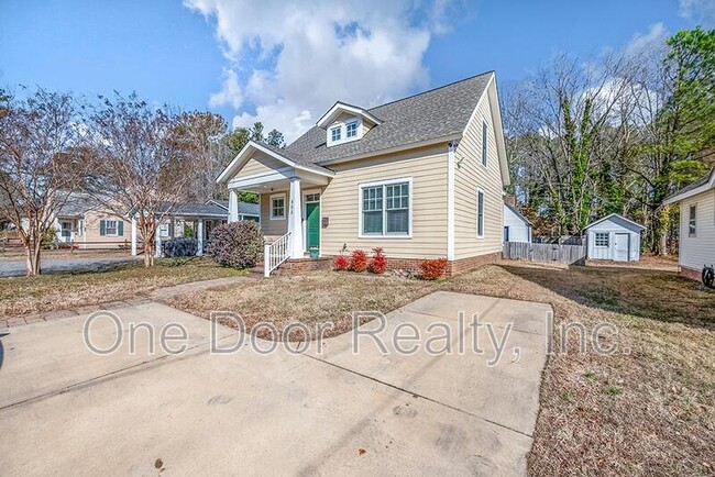 Photo - 805C Lafayette Street