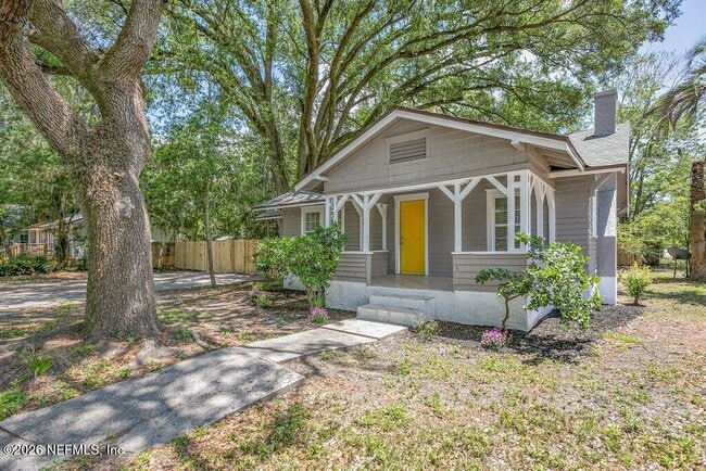 Building Photo - 3058 Rosselle St