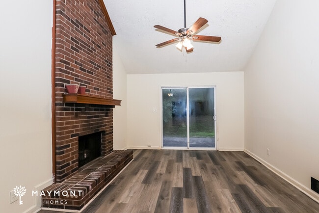 Photo - 7074 Williamsburg Dr