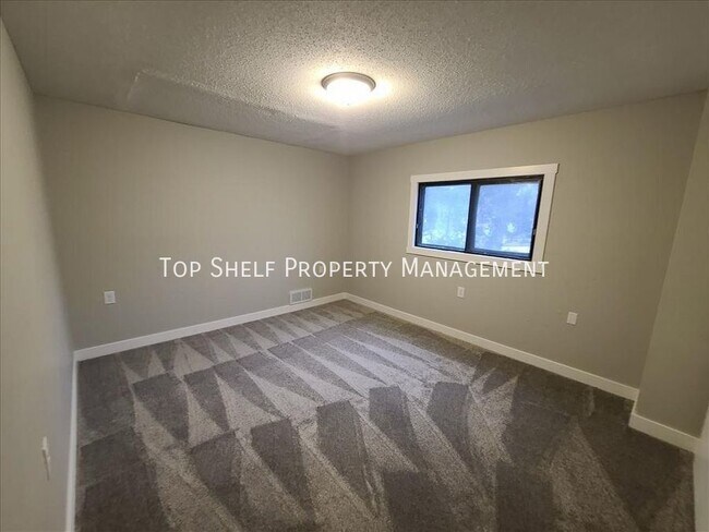 Photo - 1322 Williams St