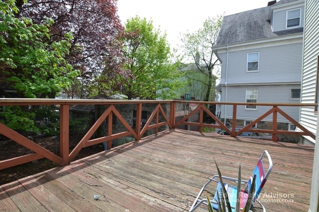 Photo - 136 Brooks St