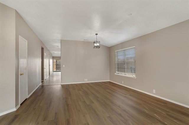 Photo - 2305 Tisbury Way