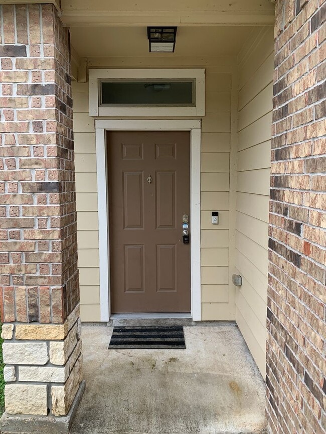 Photo - 17038 Wilthorne Gardens Ct