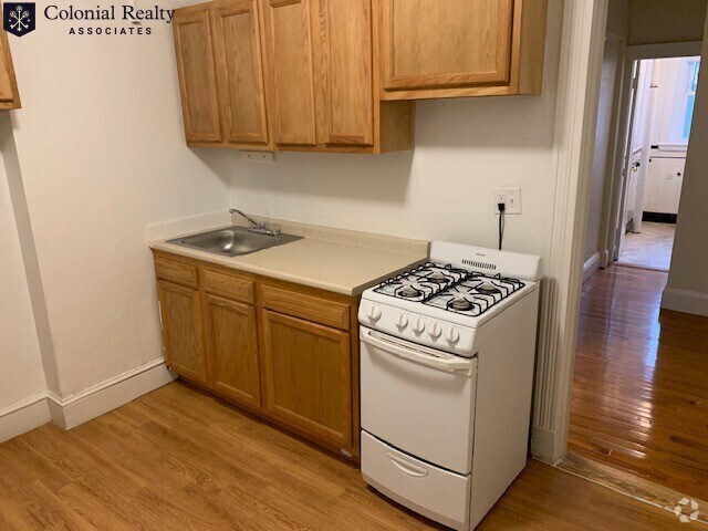Building Photo - 1810 Commonwealth Ave Rental