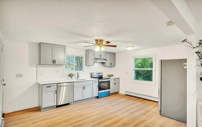 Photo - 63 1/2 Vandenburgh Ave Unit 1