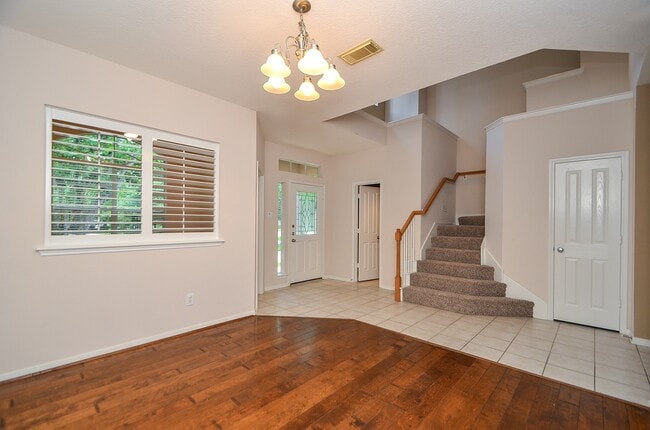 Photo - 11 Cider Mill Ct