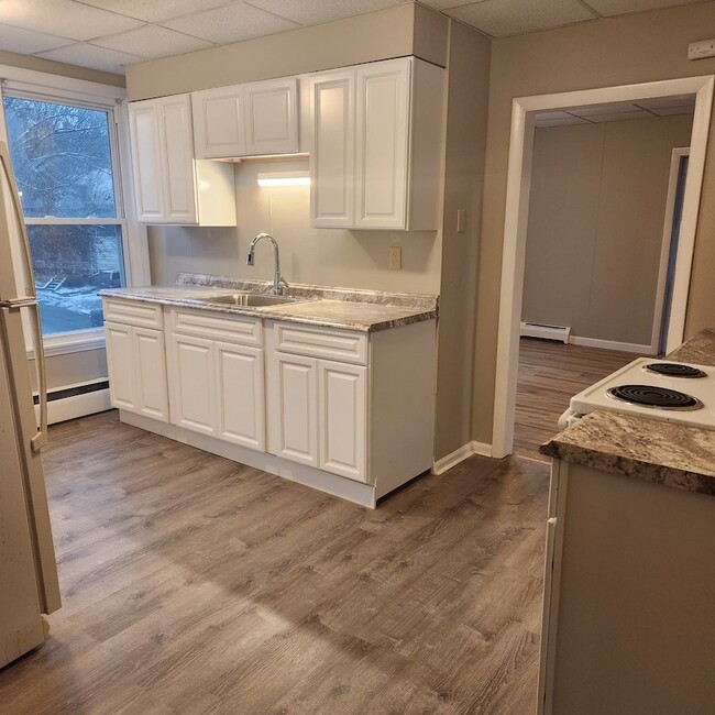 Photo - 32 John St Unit 3