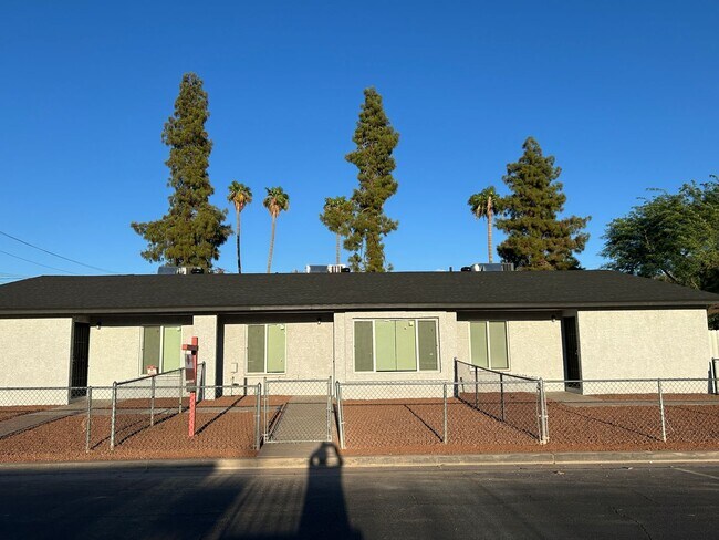 Building Photo - New Remodel Rental