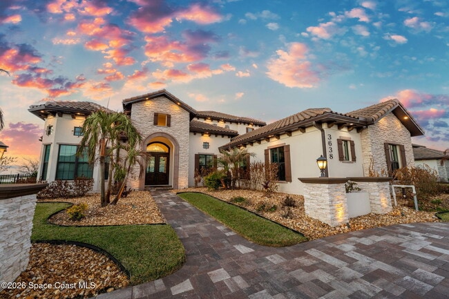 3638 Lake Adelaide Pl