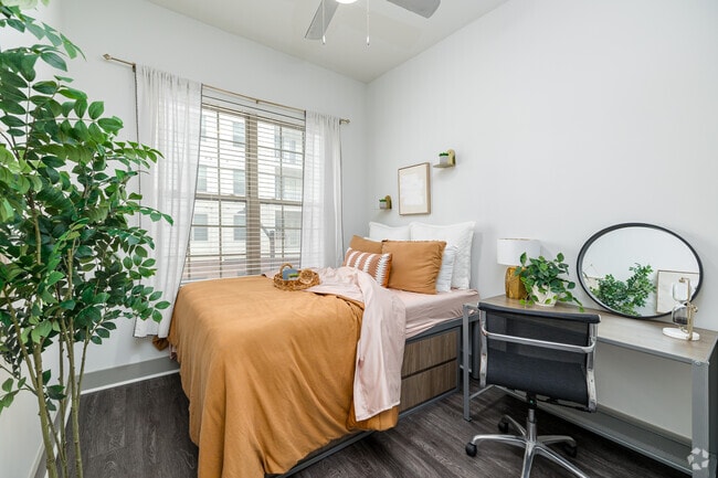 4BR, 4BA - 1,440SF - Bedroom One