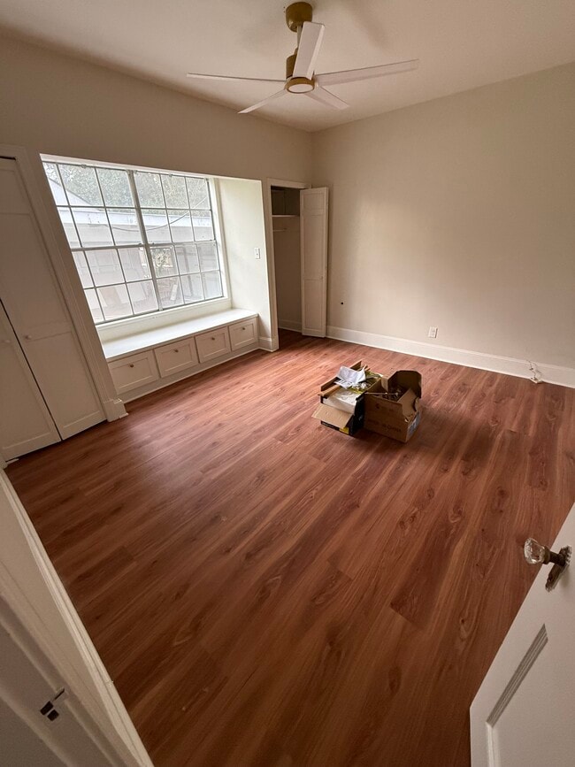 Building Photo - 117 Preston Ave