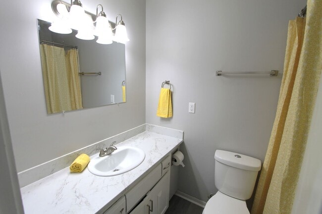 Photo - Great location and beautiful updates. Pet ... Unit 806-03