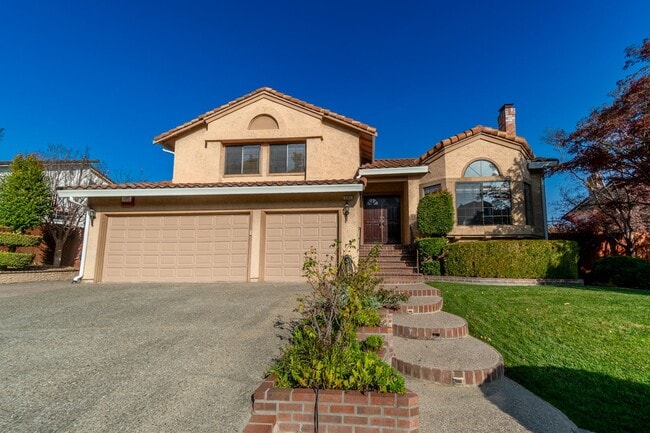 Building Photo - 2741 Seminole Dr