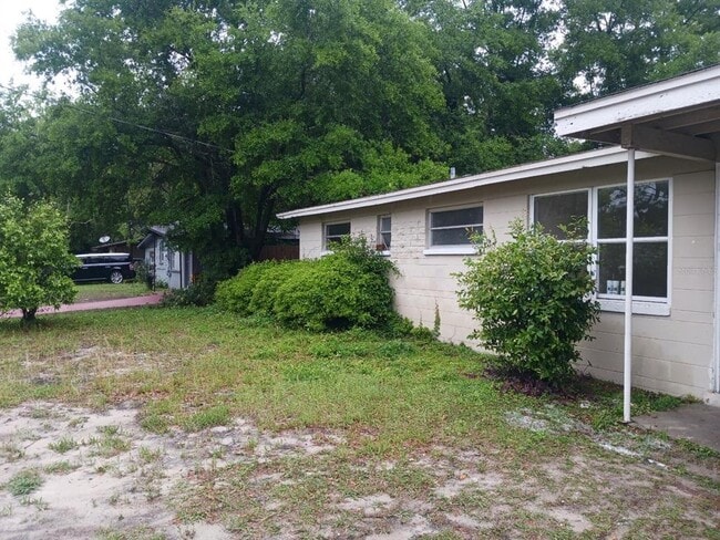 Photo - 230 Lee Dr House