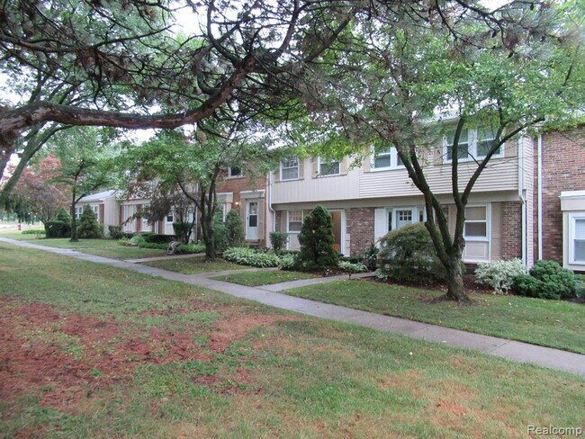 1555 Brentwood Unit 149
