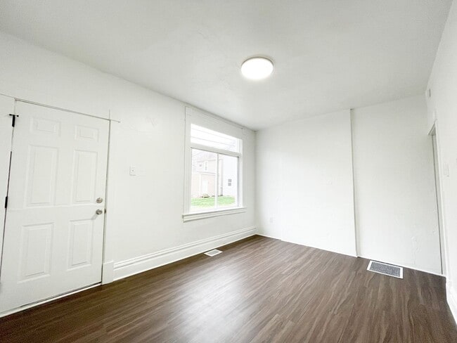 Photo - 709-711 Industry St Unit 711 Industry St.