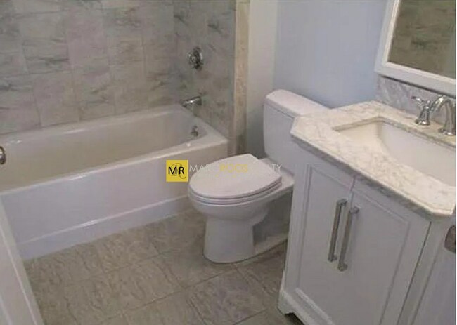 Photo - 262 Brown St Unit T