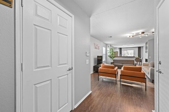 Photo - 1613 Coriander Dr