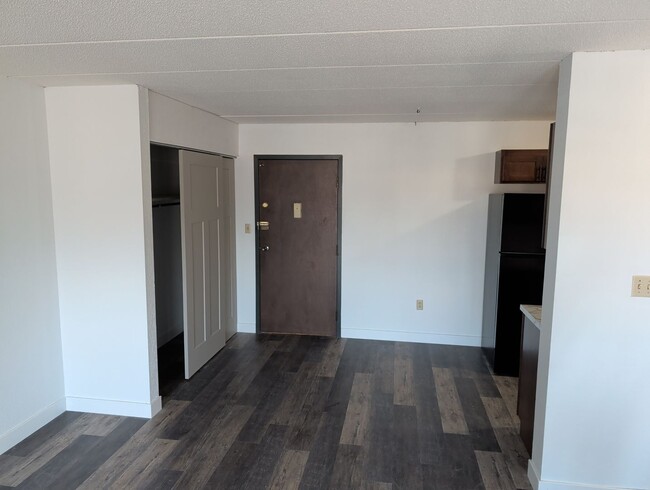 Photo - St. Vallerie Apartments