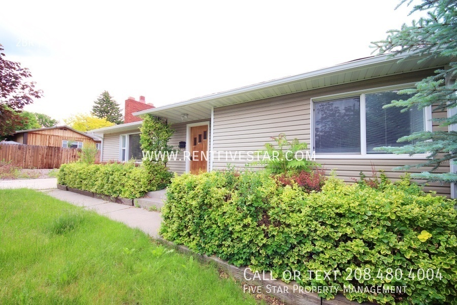 1739 1/2 E Center St- - 1739 1/2 E Center St- Apartment