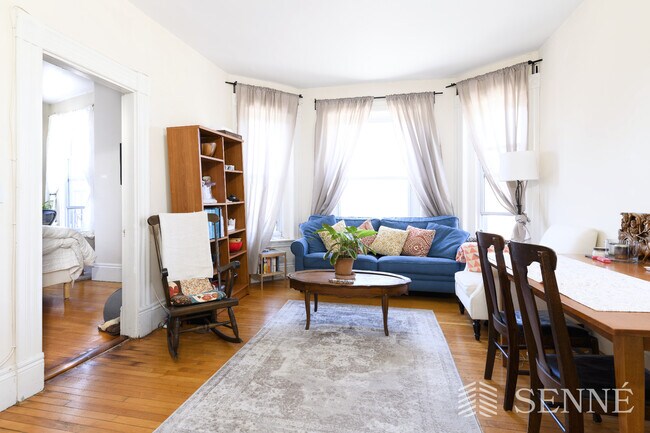 Photo - 128 Magazine St Apartments Unit 10
