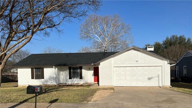 Building Photo - 604 Hill Cove