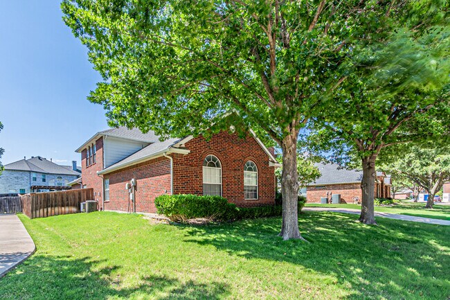 1913 Blue Ridge Dr