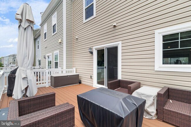 Photo - 1035 Edenberry Wy