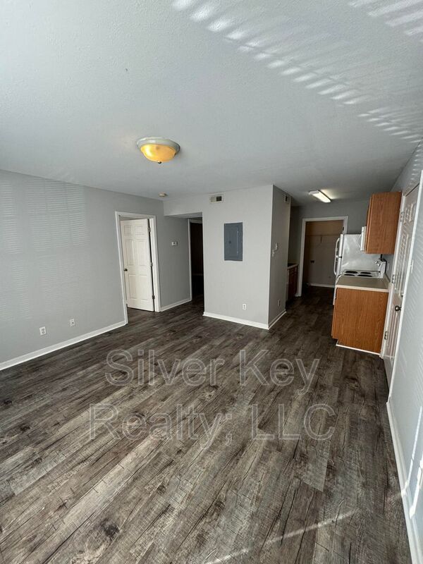 Photo - 236 Willow Creek Drive Unidad 1 Rental