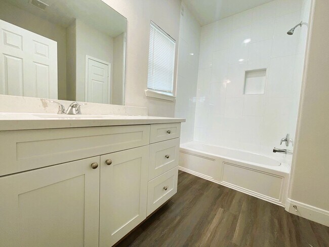 Photo - 2218 Bringhurst St Unidad 2218 Bringhurst St -  A