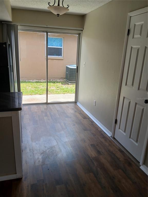 Photo - 5704 Illinois Ave