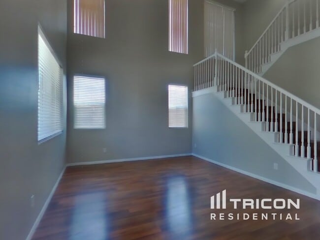 Photo - 3152 Legacy Ln